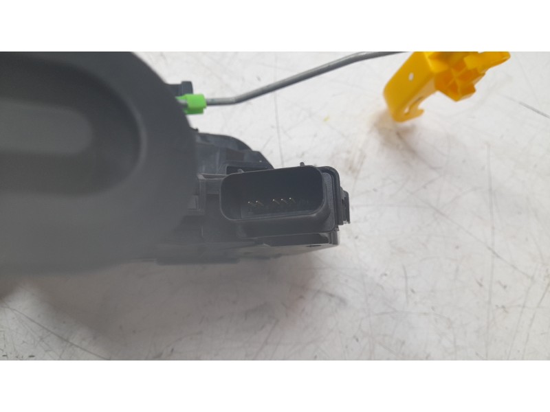 Recambio de cerradura puerta trasera derecha para hyundai kona 1.0 t-gdi referencia OEM IAM 81420BE100  