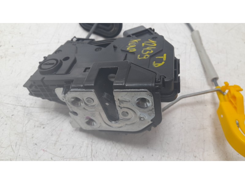 Recambio de cerradura puerta trasera derecha para hyundai kona 1.0 t-gdi referencia OEM IAM 81420BE100  