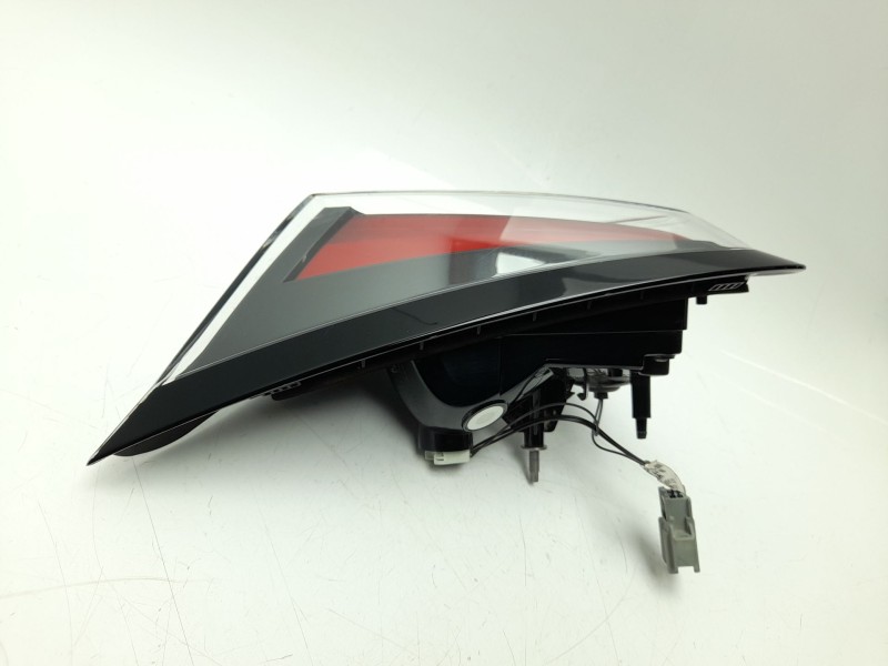 Recambio de piloto trasero derecho interior para ford puma (j2k, cf7) 1.0 ecoboost mhev referencia OEM IAM L1TB13A602AD  