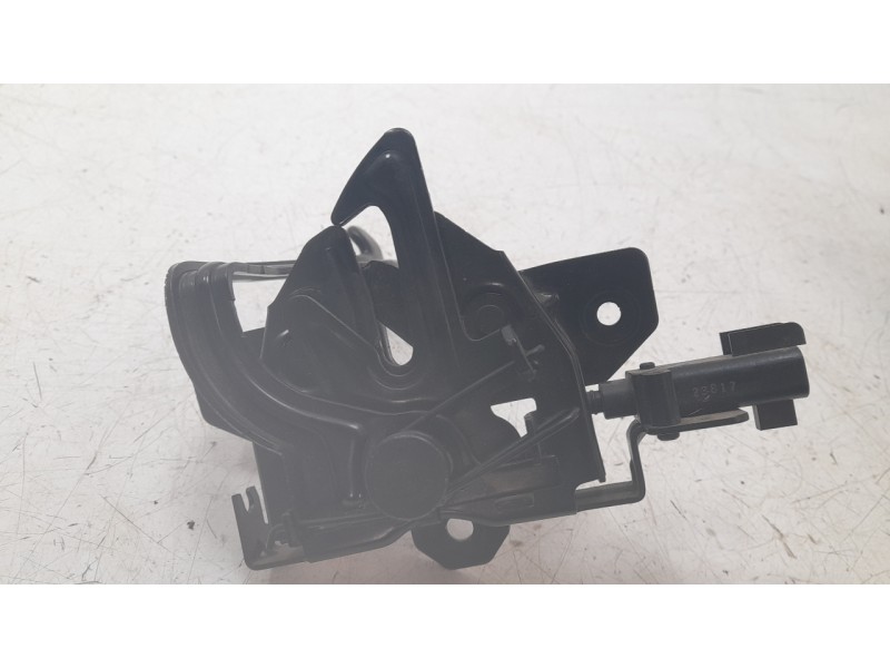 Recambio de cerradura capo para hyundai kona 1.0 t-gdi referencia OEM IAM 81130BE000  