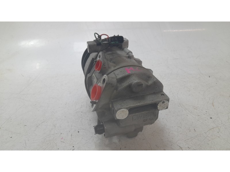 Recambio de compresor aire acondicionado para hyundai kona 1.0 t-gdi referencia OEM IAM 97701J9600  