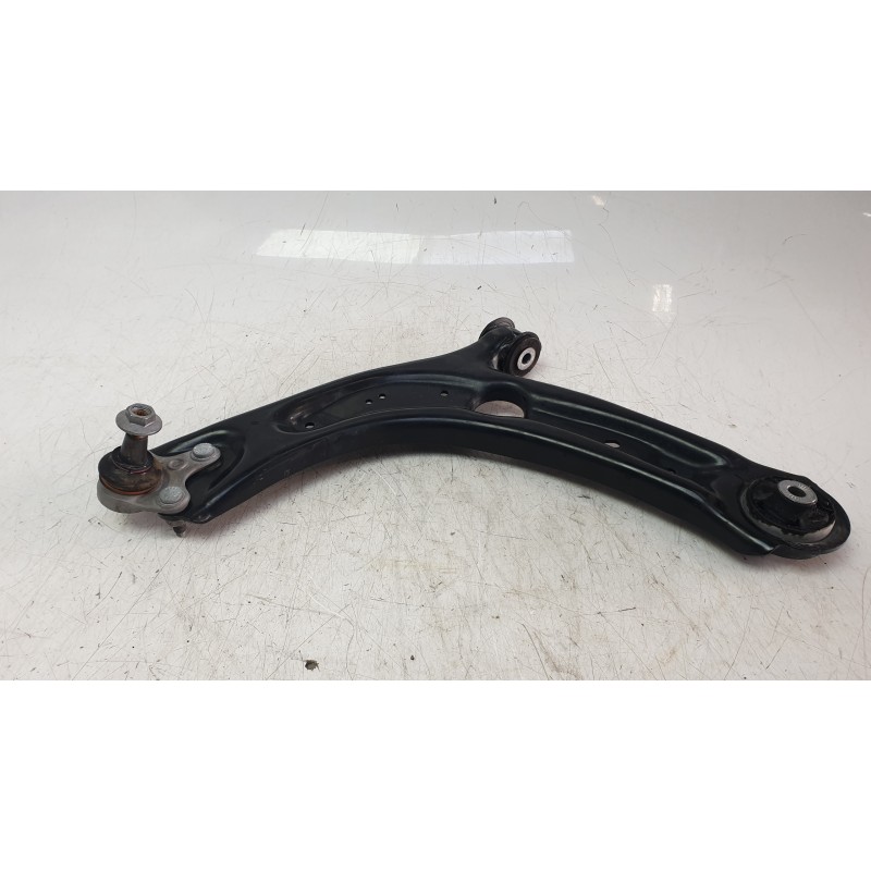 Recambio de brazo suspension inferior delantero izquierdo para volkswagen touran (5t1) 2.0 tdi referencia OEM IAM 3Q0407151P  