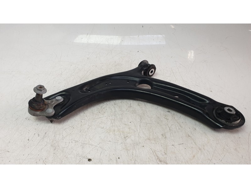 Recambio de brazo suspension inferior delantero izquierdo para volkswagen touran (5t1) 2.0 tdi referencia OEM IAM 3Q0407151P  