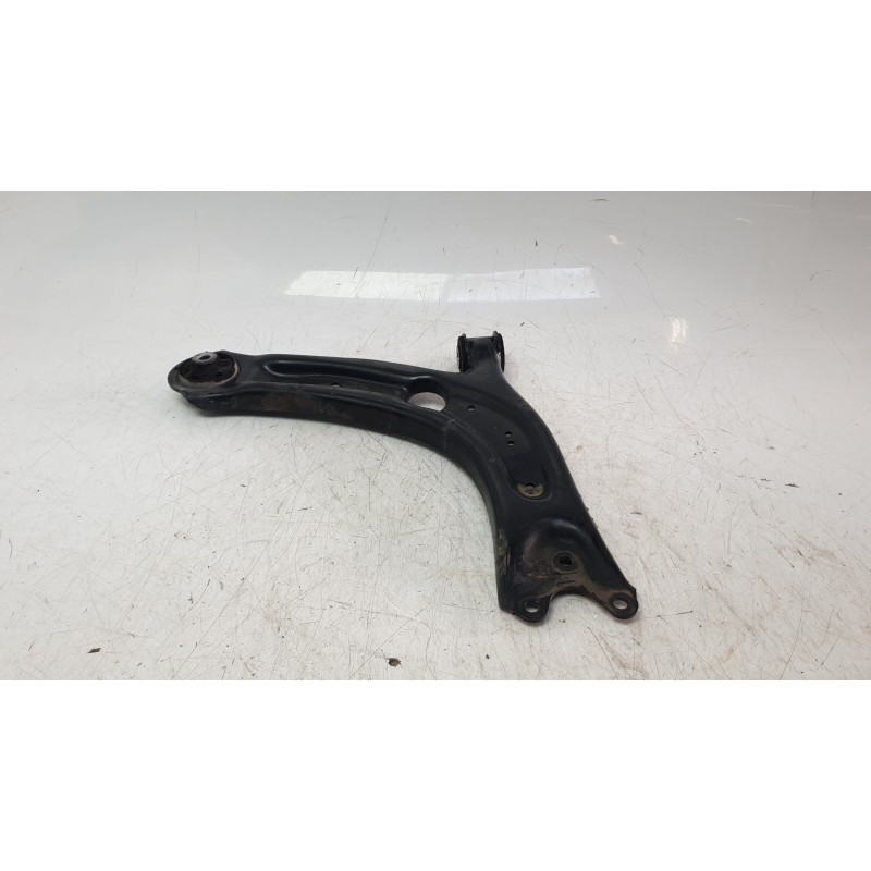 Recambio de brazo suspension inferior delantero derecho para volkswagen touran (5t1) 2.0 tdi referencia OEM IAM 3Q0407152P  