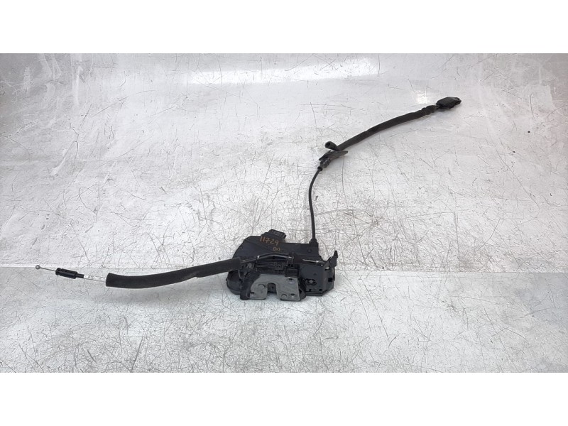 Recambio de cerradura puerta delantera derecha para renault clio iv referencia OEM IAM 805024563R  