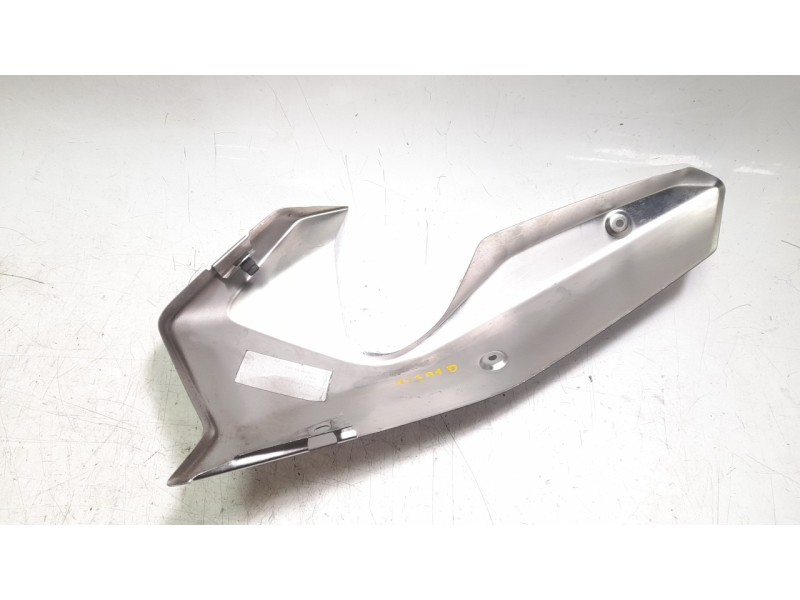 Recambio de moldura para bmw r 1250 r 1250 rs (1r13) referencia OEM IAM 46631540816  