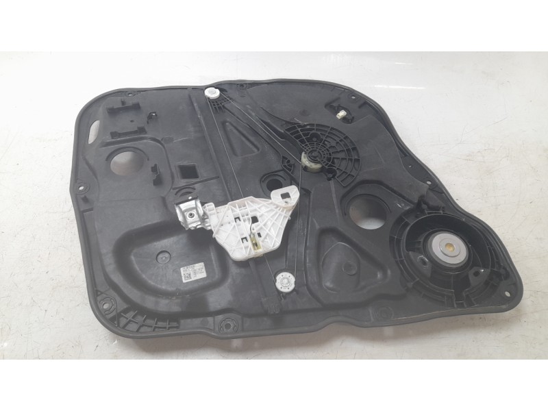 Recambio de elevalunas delantero derecho para hyundai kona 1.0 t-gdi referencia OEM IAM 82480BE120  