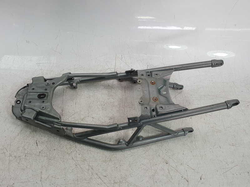 Recambio de subchasis trasero para ktm 125 duke referencia OEM IAM 93003002000KC  