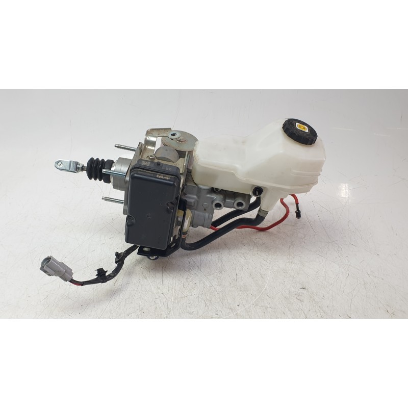 Recambio de bomba freno para toyota rav 4 v (_a5_, _h5_) 2.5 hybrid (axah52) referencia OEM IAM 4720042G00  
