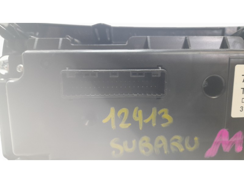 Recambio de mando climatizador para subaru xv (gt, g24) 2.0 i awd (gt7) referencia OEM IAM 72311FL331  