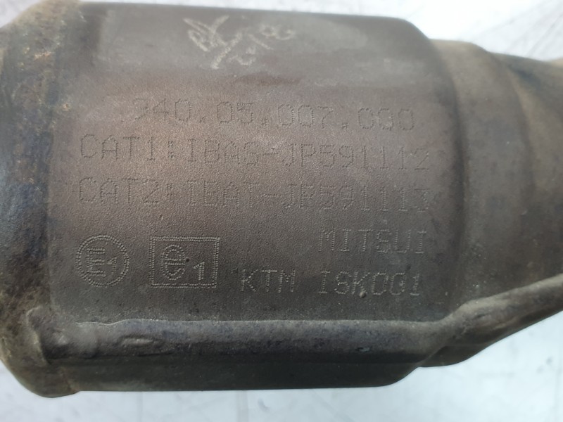 Recambio de colector escape para ktm 125 duke referencia OEM IAM 94305050000  