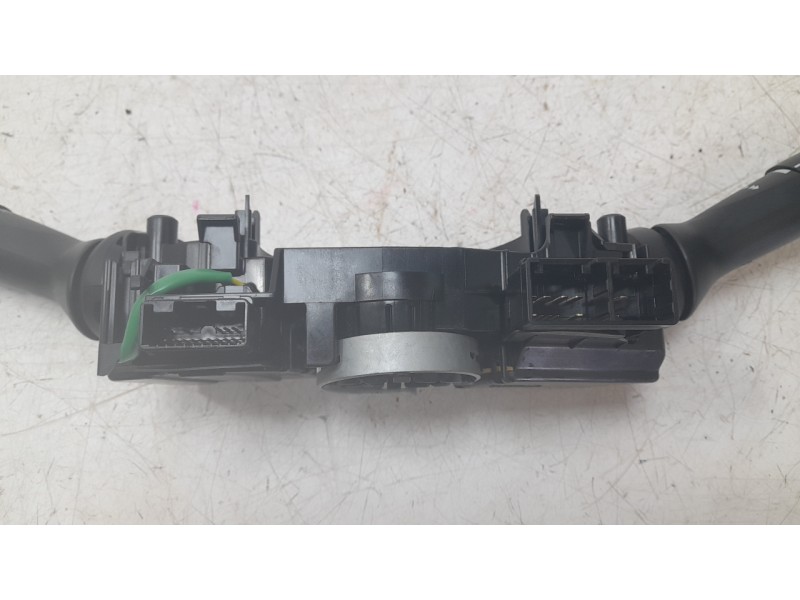Recambio de mando multifuncion para subaru xv (gt, g24) 2.0 i awd (gt7) referencia OEM IAM 83115AL030  