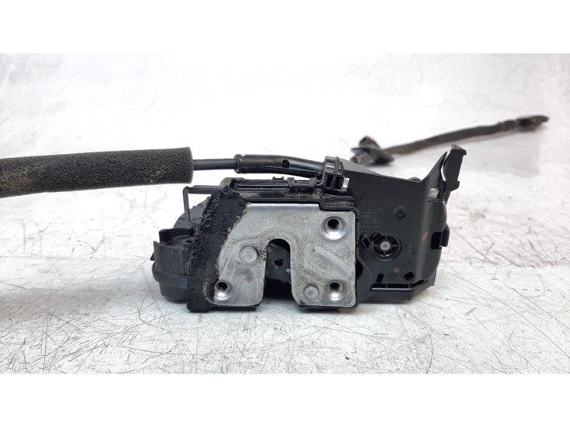 Recambio de cerradura puerta delantera derecha para renault clio iv referencia OEM IAM 805024563R  