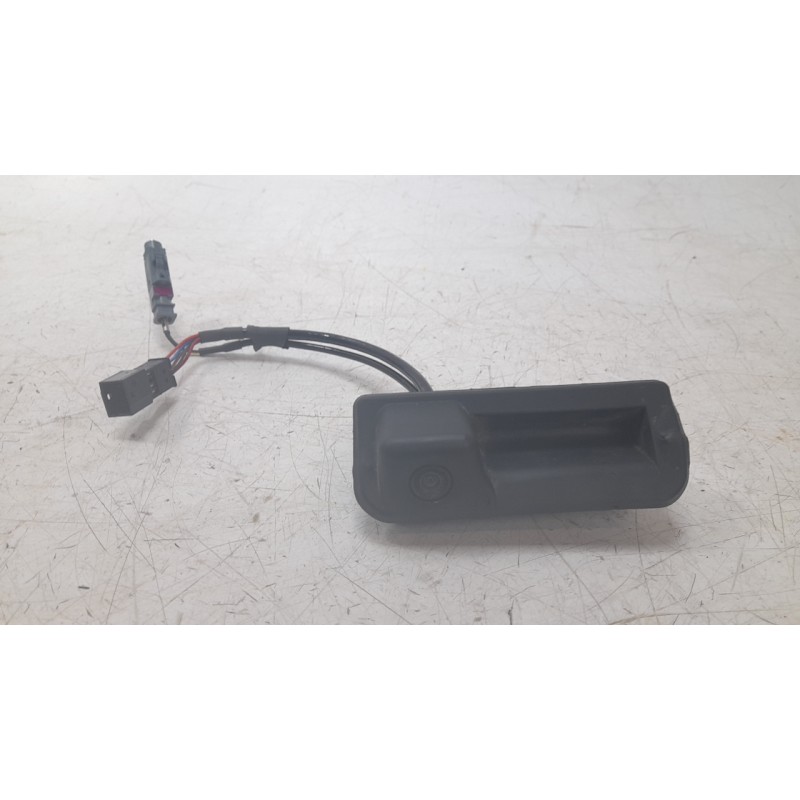 Recambio de maneta exterior porton para audi q3 sportback (f3n) 40 tdi quattro referencia OEM IAM 8W8827566A  