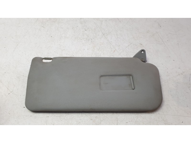 Recambio de parasol derecho para mitsubishi montero iii (v7_w, v6_w) 3.2 di-d (v68w, v78w) referencia OEM IAM MR636703  
