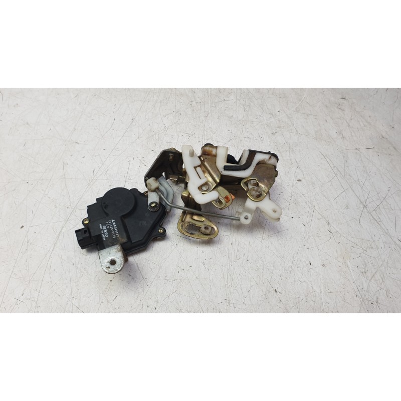Recambio de cerradura puerta trasera izquierda para mitsubishi montero iii (v7_w, v6_w) 3.2 di-d (v68w, v78w) referencia OEM IAM
