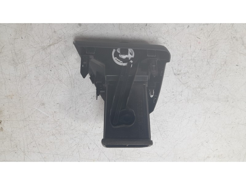 Recambio de rejilla aireadora para subaru xv (gt, g24) 2.0 i awd (gt7) referencia OEM IAM 66110FL120  