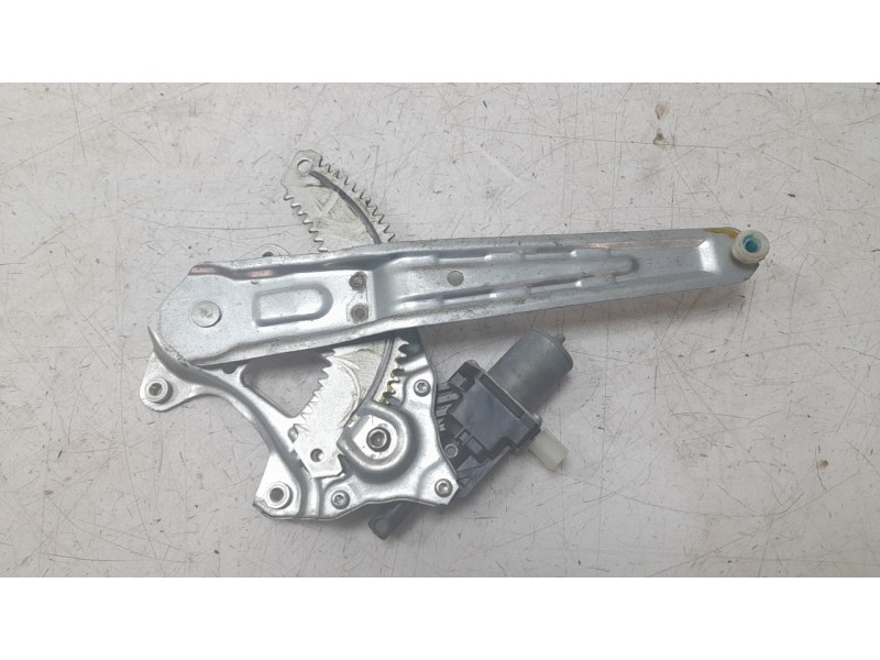 Recambio de elevalunas trasero izquierdo para subaru xv (gt, g24) 2.0 i awd (gt7) referencia OEM IAM 61042FL010  