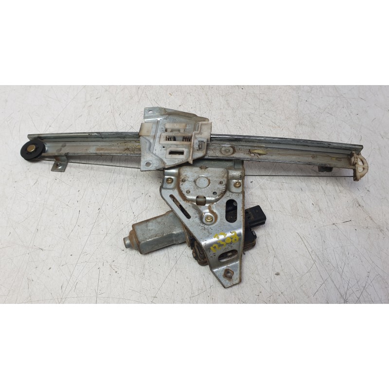 Recambio de elevalunas trasero izquierdo para mitsubishi montero iii (v7_w, v6_w) 3.2 di-d (v68w, v78w) referencia OEM IAM MR436