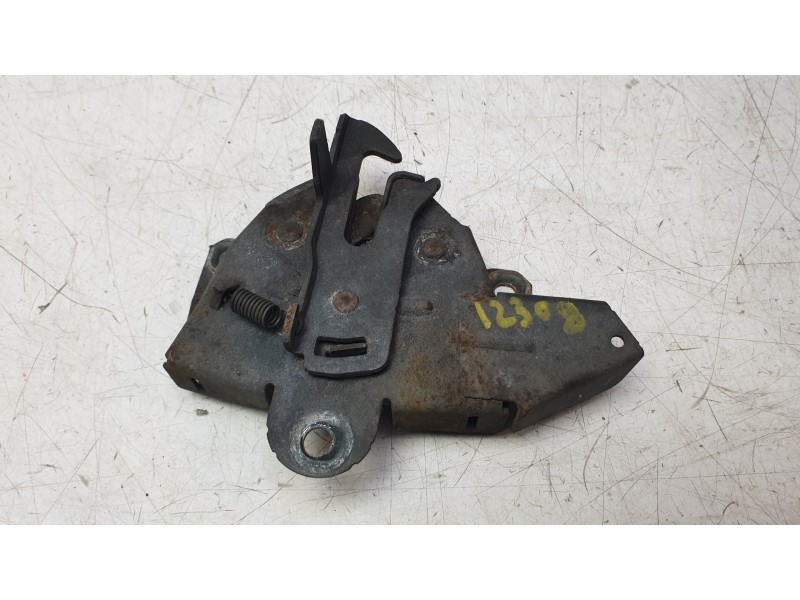 Recambio de cerradura capo para mitsubishi montero iii (v7_w, v6_w) 3.2 di-d (v68w, v78w) referencia OEM IAM MR473788  