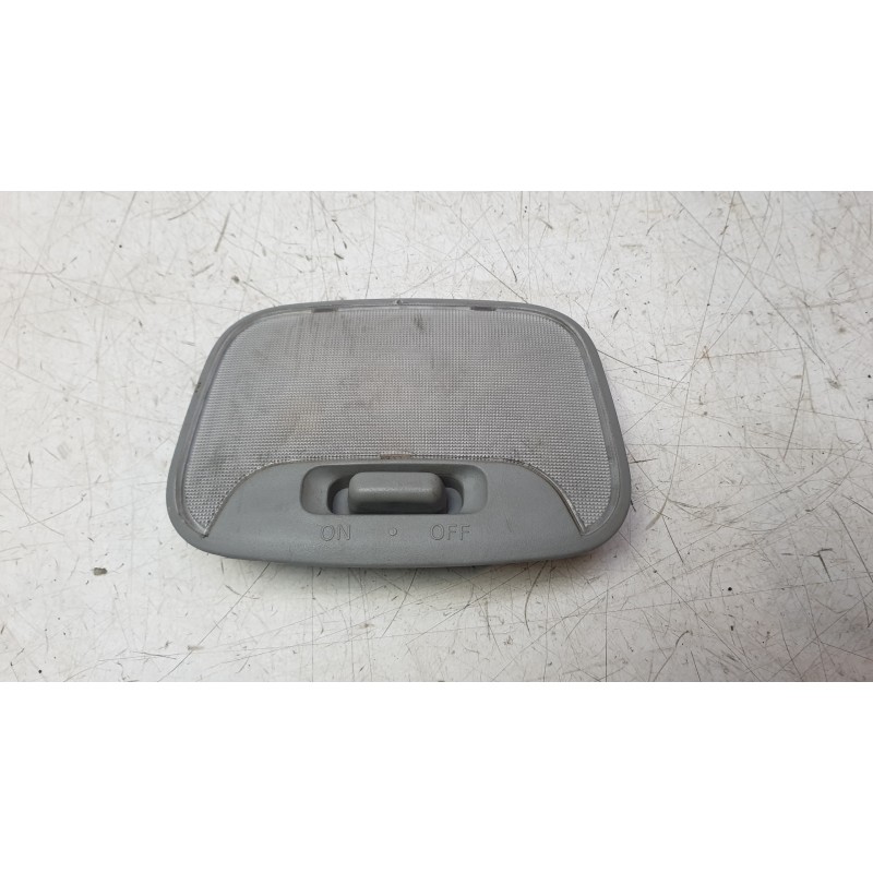 Recambio de luz interior para mitsubishi montero iii (v7_w, v6_w) 3.2 di-d (v68w, v78w) referencia OEM IAM MR190205  