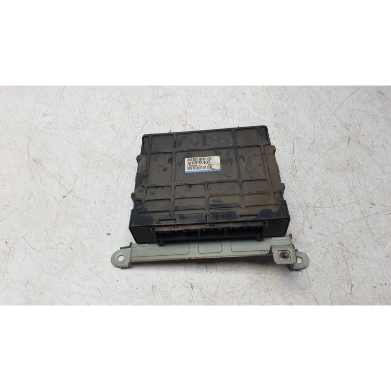 Recambio de modulo electronico para mitsubishi montero iii (v7_w, v6_w) 3.2 di-d (v68w, v78w) referencia OEM IAM MR593403  