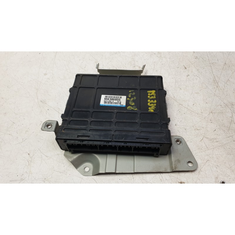 Recambio de centralita motor uce para mitsubishi montero iii (v7_w, v6_w) 3.2 di-d (v68w, v78w) referencia OEM IAM MK386855  