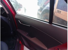 ELEVALUNAS TRASERO DERECHO 