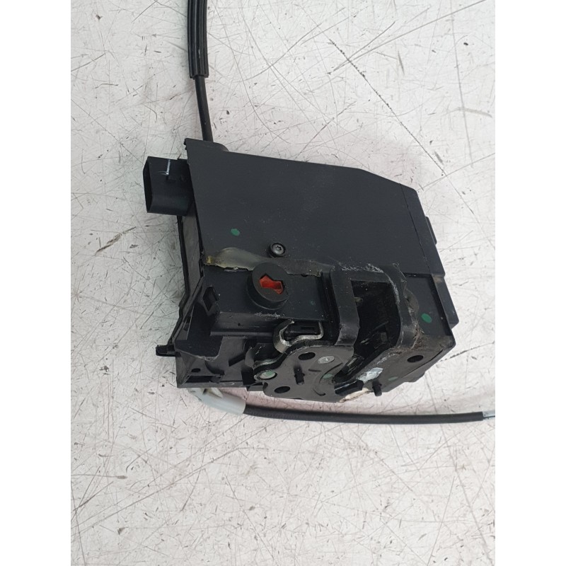 Recambio de cerradura puerta trasera derecha para peugeot 308 ii (lb_, lp_, lw_, lh_, l3_) 1.6 hdi 100 referencia OEM IAM 982611