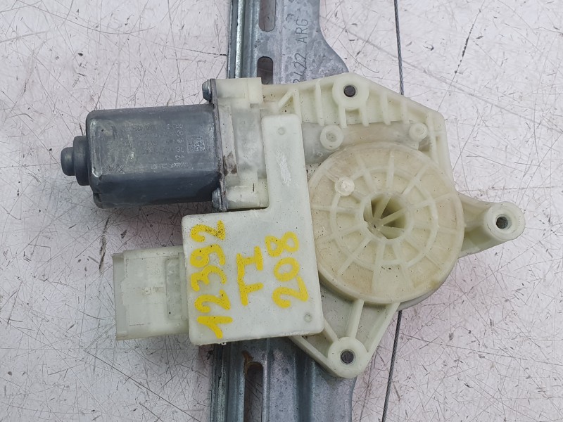 Recambio de elevalunas trasero izquierdo para peugeot 308 ii (lb_, lp_, lw_, lh_, l3_) 1.6 hdi 100 referencia OEM IAM 9826080480