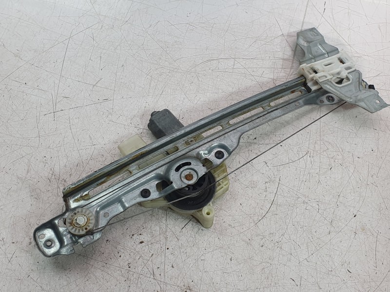 Recambio de elevalunas trasero derecho para peugeot 308 ii (lb_, lp_, lw_, lh_, l3_) 1.6 hdi 100 referencia OEM IAM 9826080380  