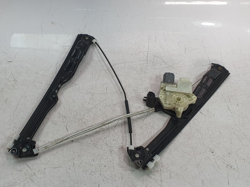 Recambio de elevalunas delantero derecho para peugeot 308 ii (lb_, lp_, lw_, lh_, l3_) 1.6 hdi 100 referencia OEM IAM 9826079480