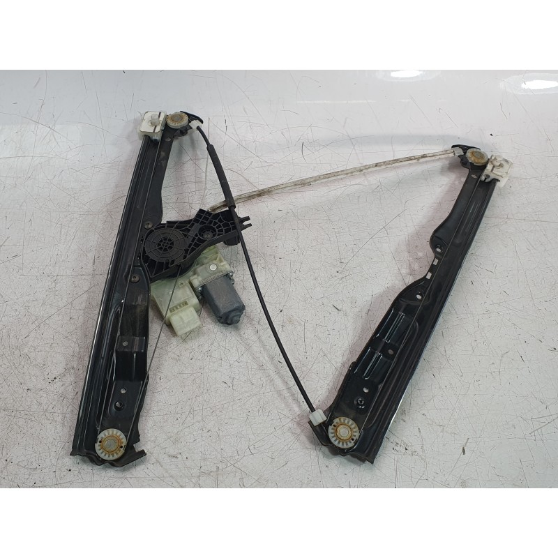 Recambio de elevalunas delantero izquierdo para peugeot 308 ii (lb_, lp_, lw_, lh_, l3_) 1.6 hdi 100 referencia OEM IAM 96572462