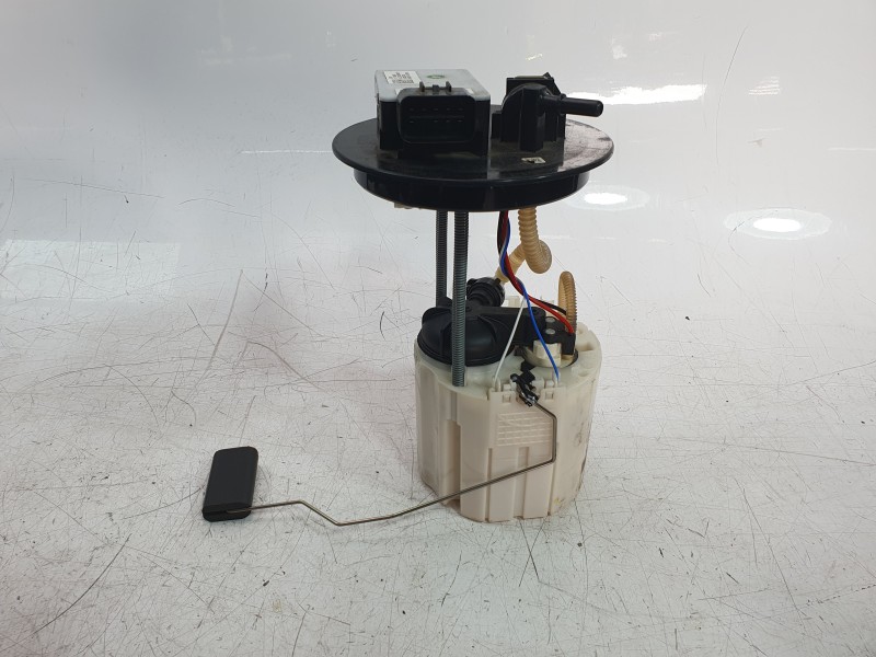 Recambio de bomba combustible para hyundai kona 1.0 t-gdi referencia OEM IAM 31120BE400  