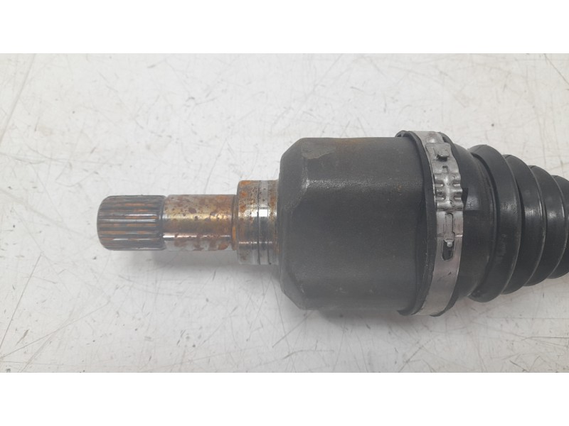 Recambio de transmision delantera izquierda para peugeot 308 ii (lb_, lp_, lw_, lh_, l3_) 1.6 hdi 100 referencia OEM IAM 9677561