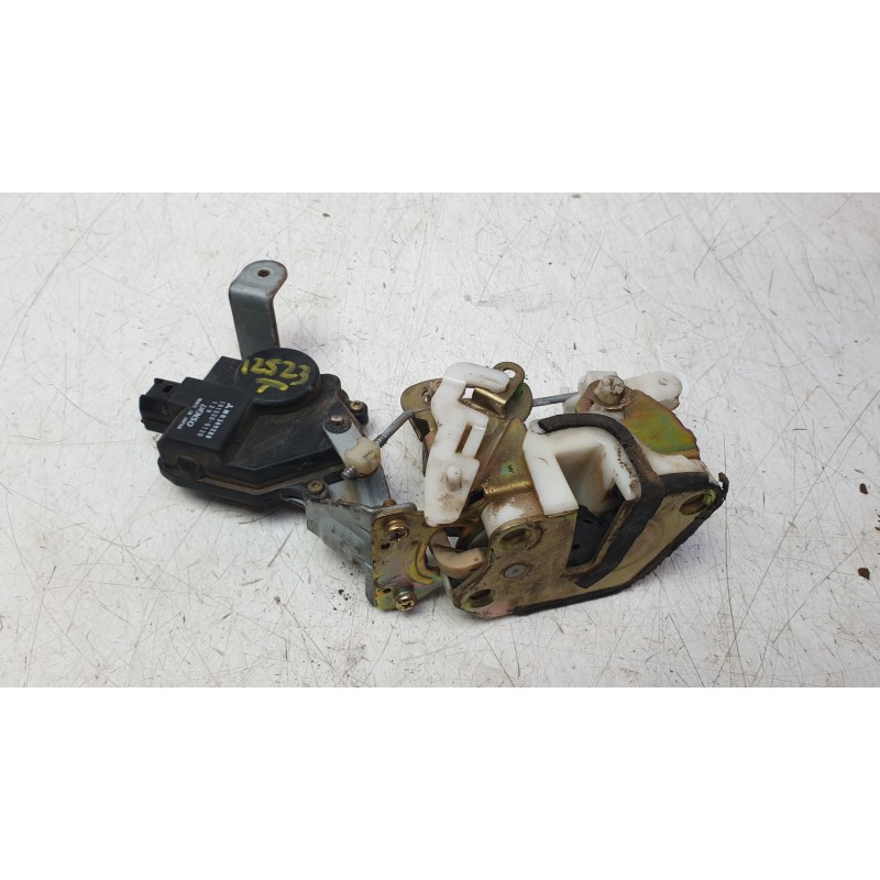 Recambio de cerradura puerta trasera derecha para mitsubishi montero iii (v7_w, v6_w) 3.2 di-d (v68w, v78w) referencia OEM IAM M