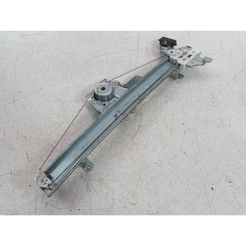 Recambio de elevalunas delantero izquierdo para nissan micra v (k14) 0.9 ig-t referencia OEM IAM 807215FA2A  106806316