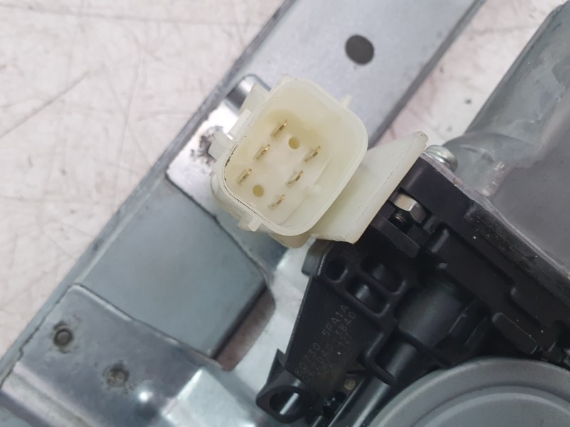 Recambio de elevalunas delantero izquierdo para nissan micra v (k14) 0.9 ig-t referencia OEM IAM 807215FA2A  106806316