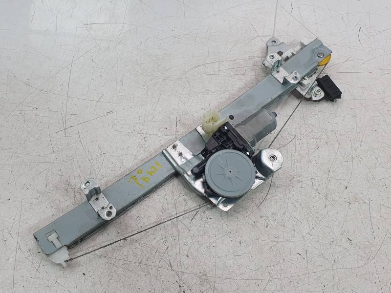 Recambio de elevalunas delantero izquierdo para nissan micra v (k14) 0.9 ig-t referencia OEM IAM 807215FA2A  106806316