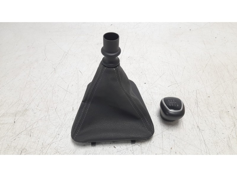 Recambio de pomo palanca cambio para opel grandland / grandland x (a18, p1uo) 1.2 (75) referencia OEM IAM YQ001074YX  