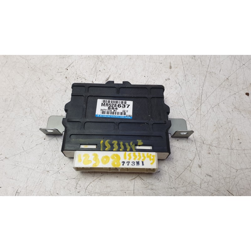 Recambio de modulo electronico para mitsubishi montero iii (v7_w, v6_w) 3.2 di-d (v68w, v78w) referencia OEM IAM MR528637  