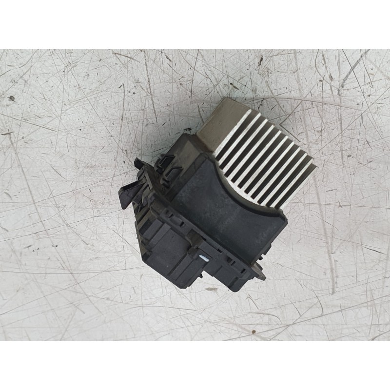 Recambio de resistencia calefaccion para renault clio iv grandtour (kh_) 0.9 tce 90 referencia OEM IAM 245R1711W8PD  