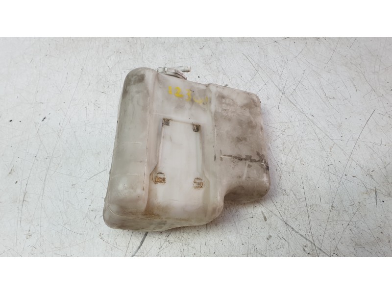 Recambio de deposito expansion para mitsubishi montero iii (v7_w, v6_w) 3.2 di-d (v68w, v78w) referencia OEM IAM MR404879  