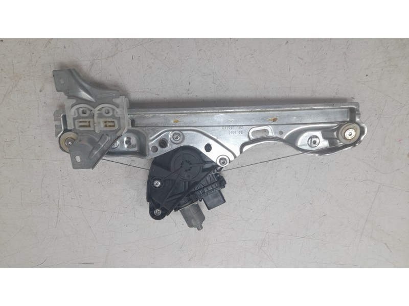 Recambio de elevalunas trasero izquierdo para nissan qashqai iii (j12) 1.3 dig-t referencia OEM IAM 827016UA1C  
