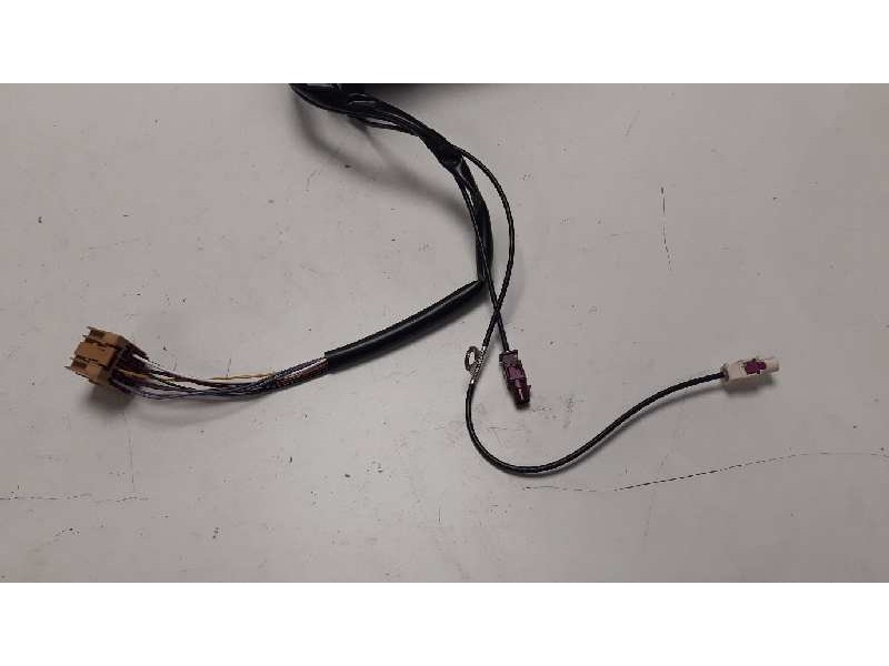 Recambio de retrovisor izquierdo para volkswagen t6 transporter referencia OEM IAM 7E1857387T  