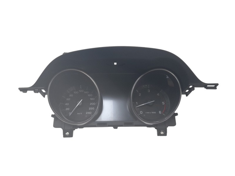 Recambio de cuadro instrumentos para land rover discovery sport (l550) 2.0 d 4x4 referencia OEM IAM GK7210849EB  