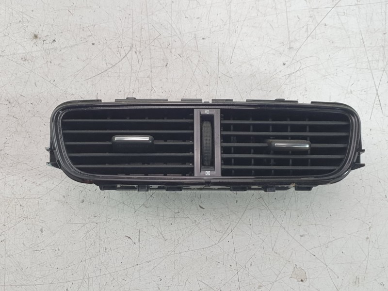 Recambio de aireador central para renault clio iv grandtour (kh_) 0.9 tce 90 referencia OEM IAM 687502204R  