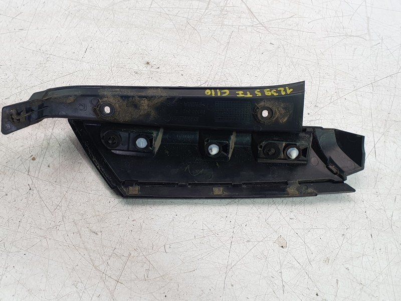 Recambio de moldura para renault clio iv grandtour (kh_) 0.9 tce 90 referencia OEM IAM 960335491R  