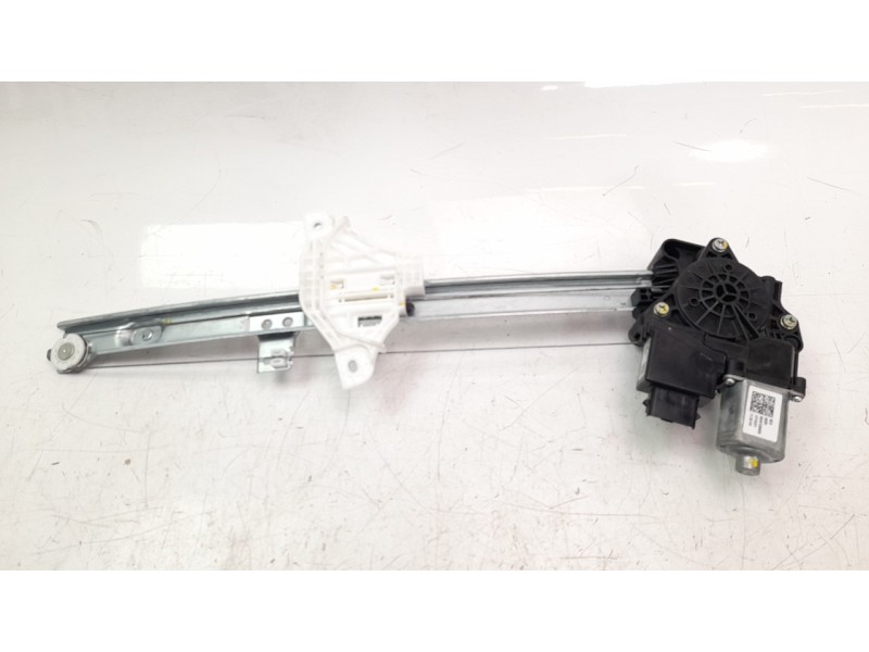 Recambio de elevalunas delantero izquierdo para hyundai i20 active 1.0 tgdi cat referencia OEM IAM 82403Q0010  
