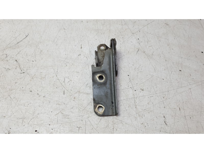 Recambio de bisagra capo izquierda para mitsubishi montero iii (v7_w, v6_w) 3.2 di-d (v68w, v78w) referencia OEM IAM MR292043  